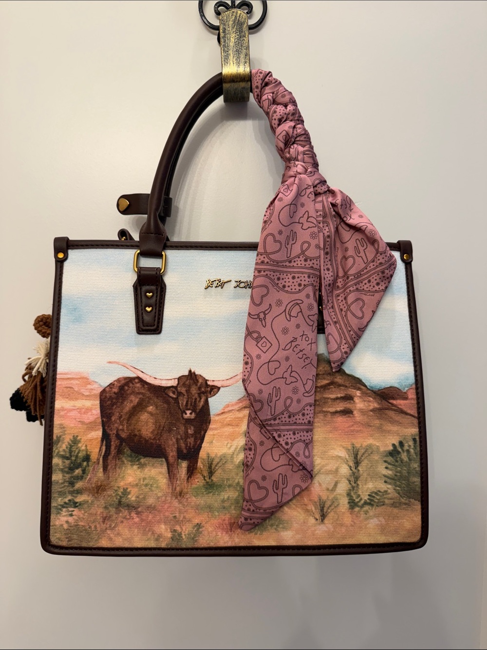 NWT-Betsy Johnson Bull bag with beautiful scene.  I added the bull bag charm.
